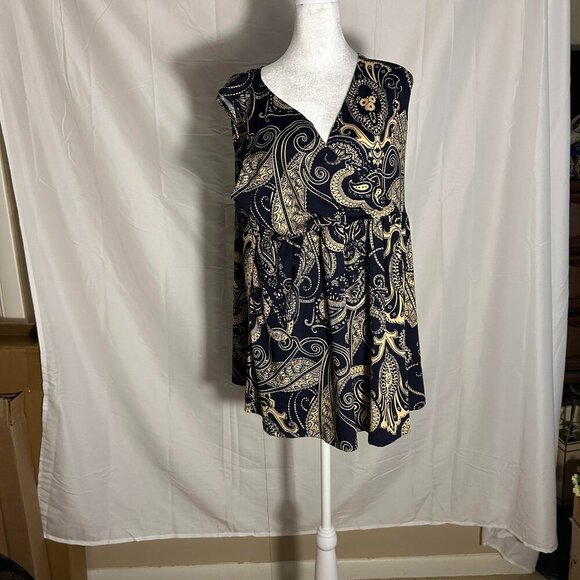 Flirty Pink Size 1X Navy/Tan color, Sleeveless V neck Top - Picture 1 of 4